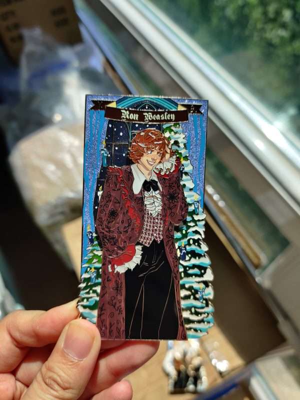 Yule ball Ron (commitedd series)in hand